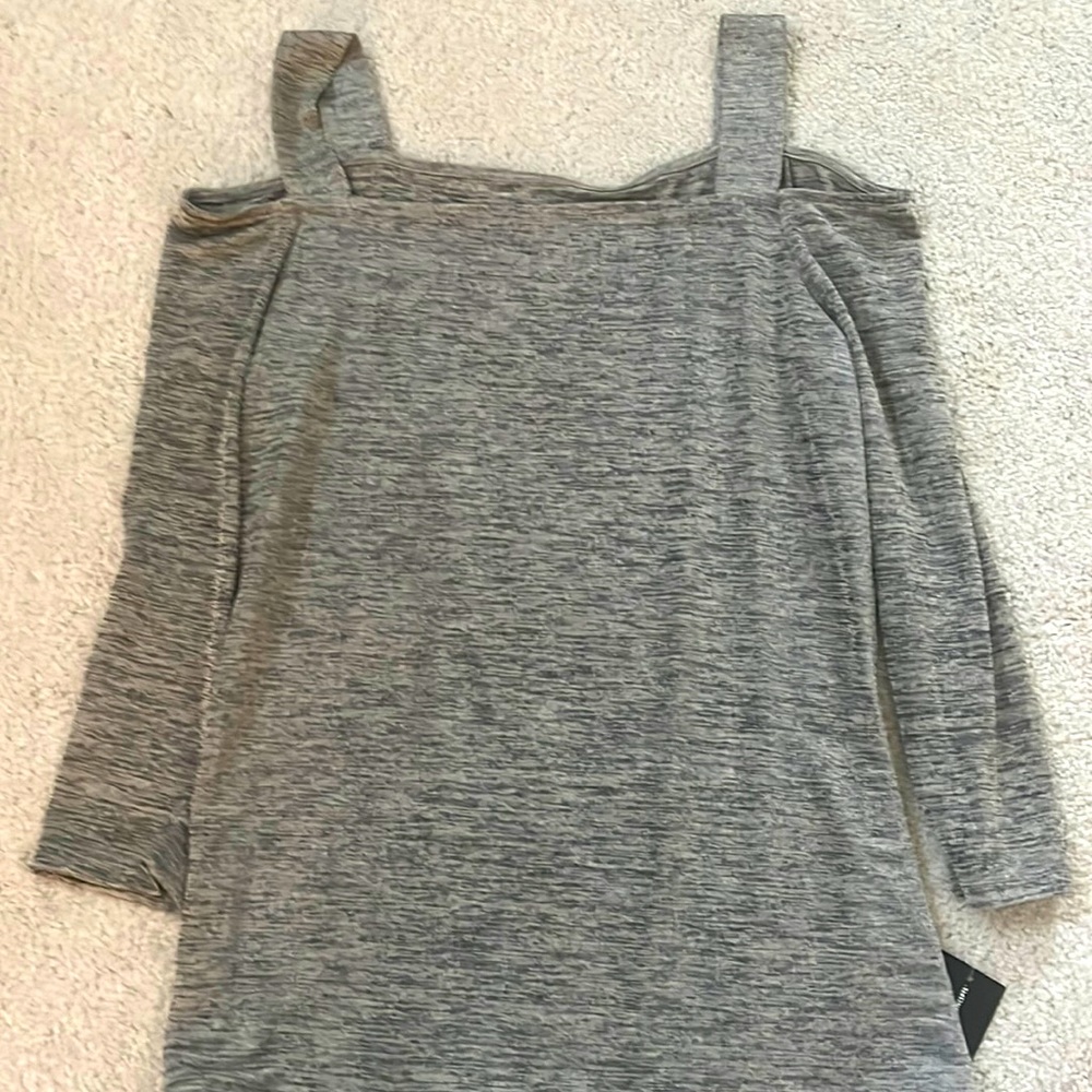 Inc top black with gold